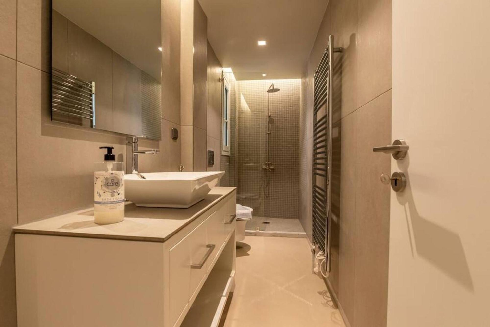 Luxurious Apartment In Acropolis Athen Eksteriør billede