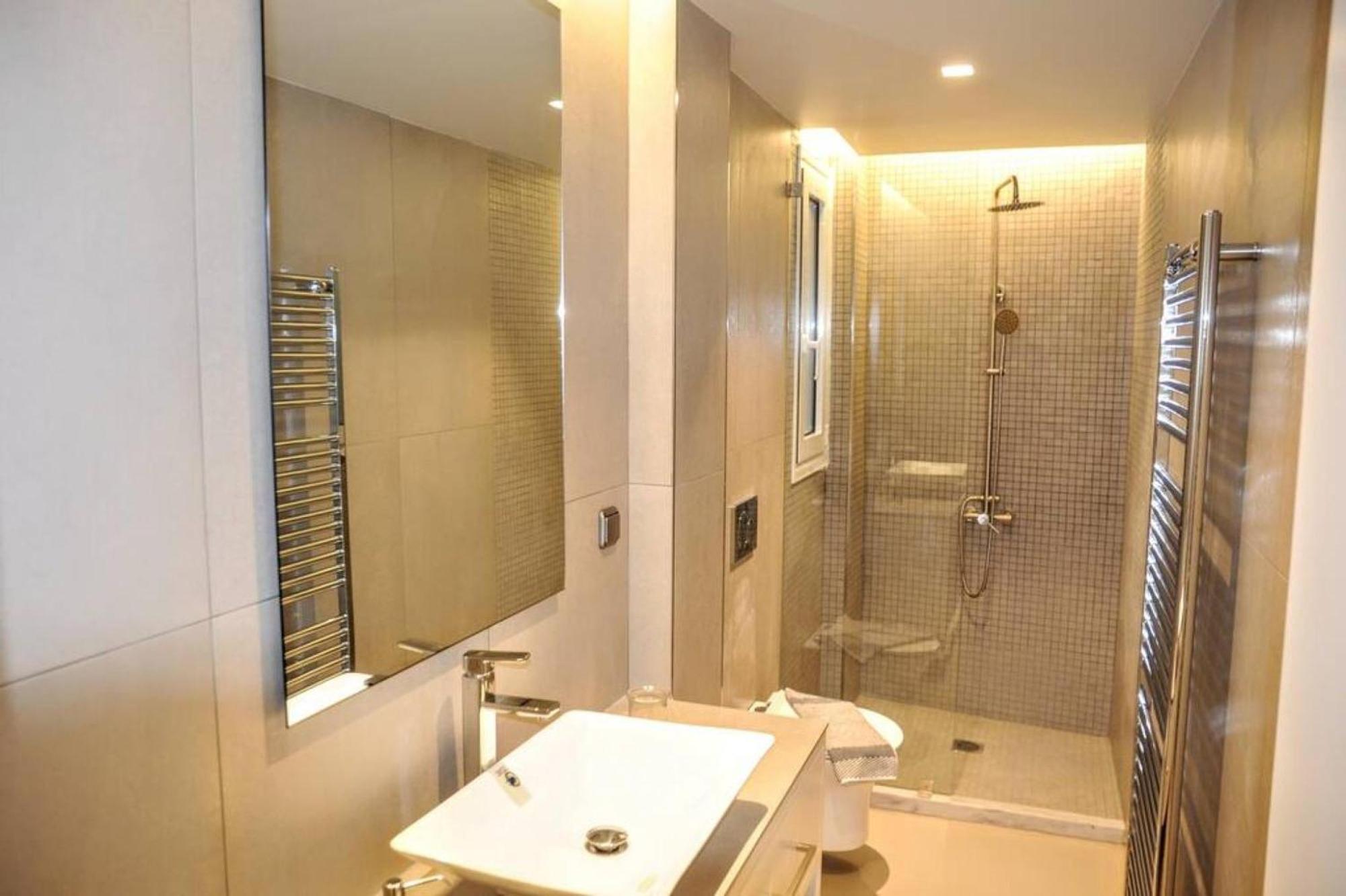 Luxurious Apartment In Acropolis Athen Eksteriør billede